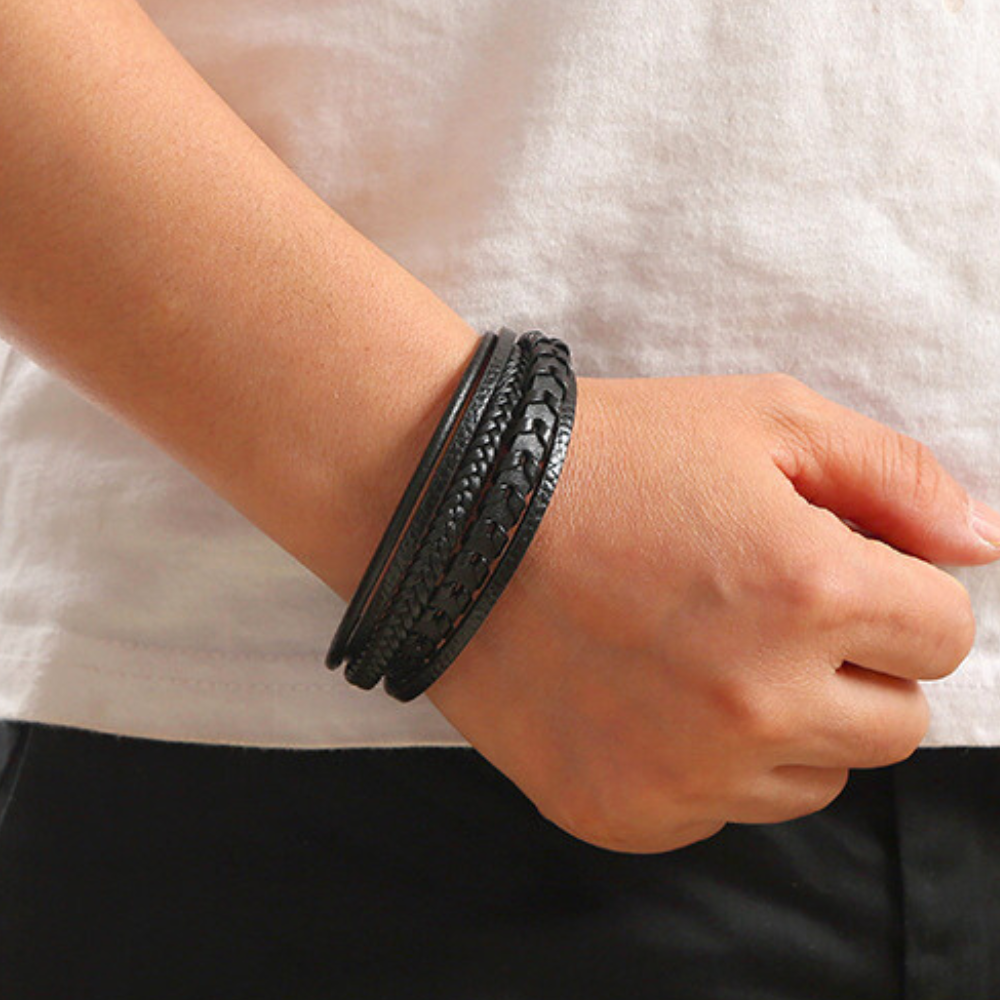 Leren herenarmband – stoer, stijlvol en tijdloos (1+1 Gratis)