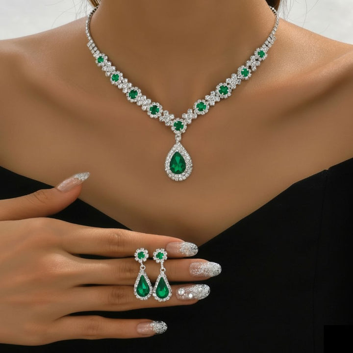 Aurélia™ | Elegante sieradenset – ketting en oorbellen